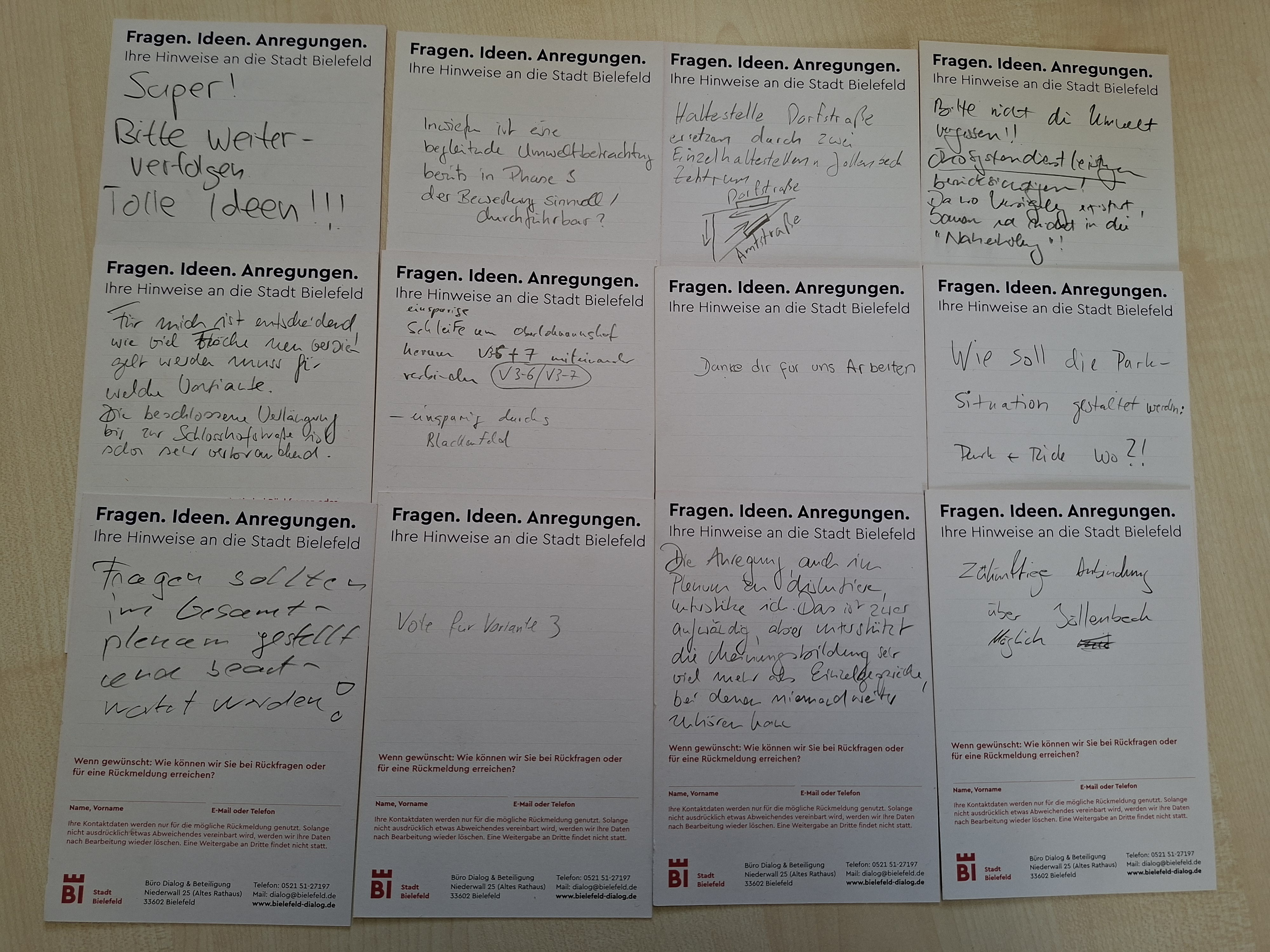 Bei den beiden Öffentlichkeitsveranstaltungen nutzten die Bürger*innen auch die Dialogkarten, um Hinweise zu den Plänen für die Stadtbahn-Verlängerungen zu geben. Foto: Stadt Bielefeld