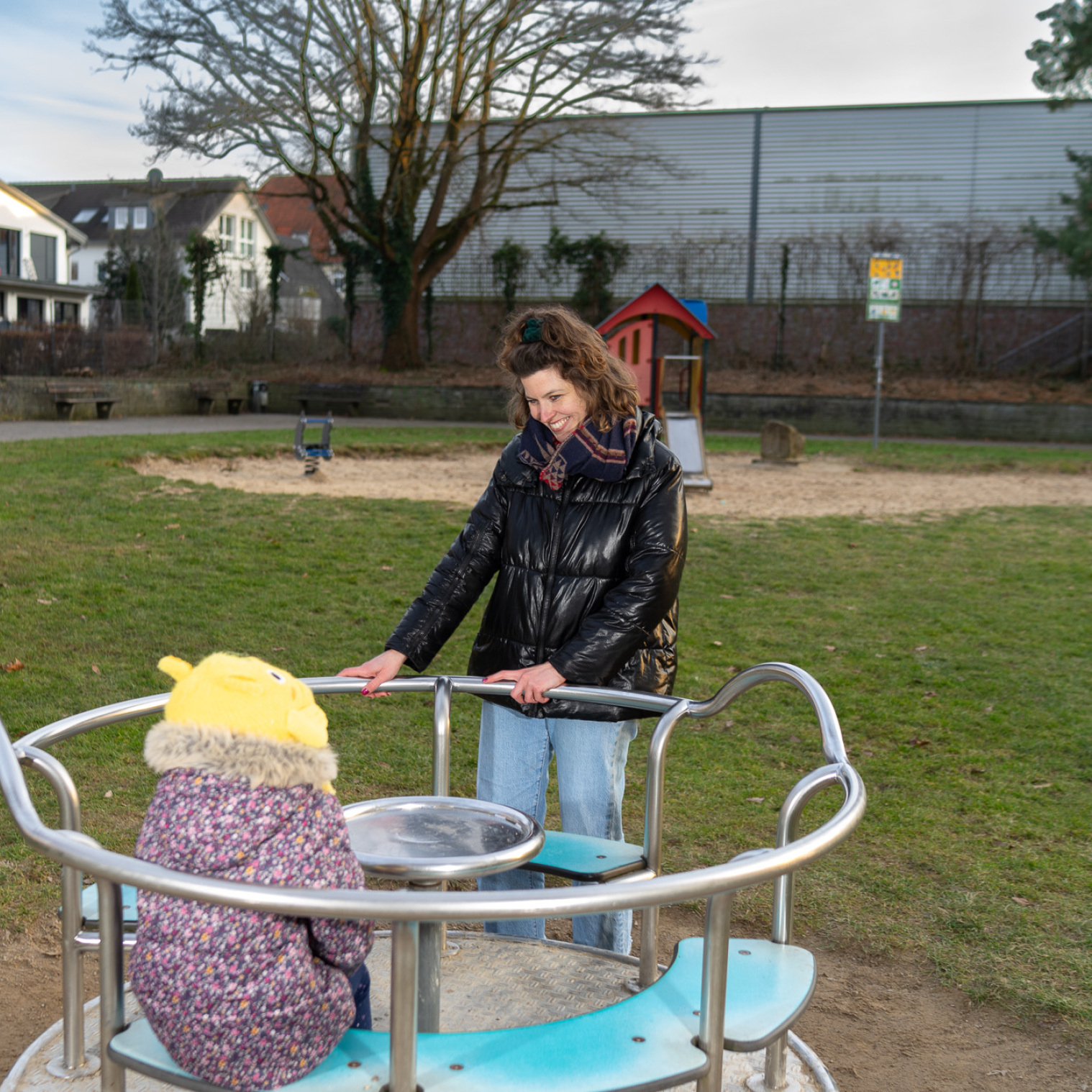 Sonja fühlte sich einsam auf dem Spielplatz. Foto: Jülide Yesilgöz
