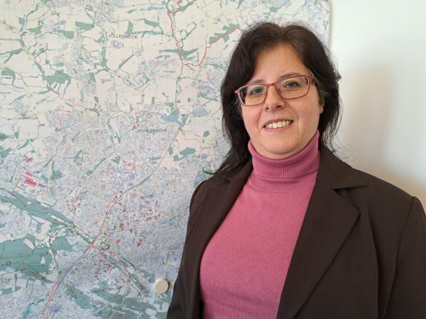 Foto: Beigeordneter Moss | Claudia Koch ist die neue Dezernentin für Wirtschaft und Stadtentwicklung. Foto: Stadt Bielefeld.