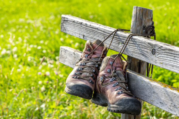 Wanderschuhe. Foto: filmfoto / smarterpix