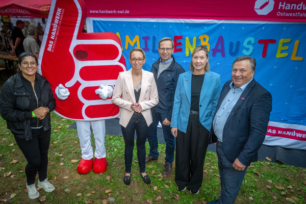 Personen: Dr. Christiana Bauer, Dilek Guezel, Frank Wulfmeyer, Melanie Busch, Ralf Noltemeyer