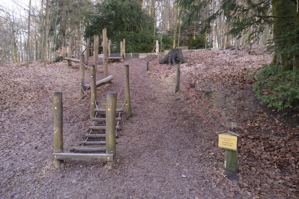 Auch das Hangspielgerät bei den Alpengämsen wurde erneuert. Foto: UWB/Stadt Bielefeld