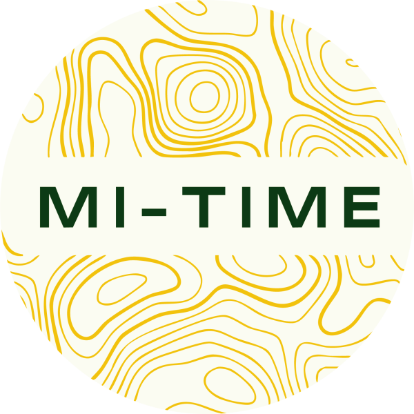 Rundes Logo mit den Spruch ,Mi-Time' in der Mitte