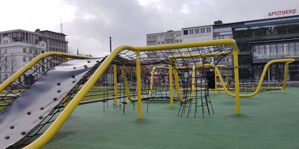 Calisthenics-Turn-Anlage auf dem Kesselbrink