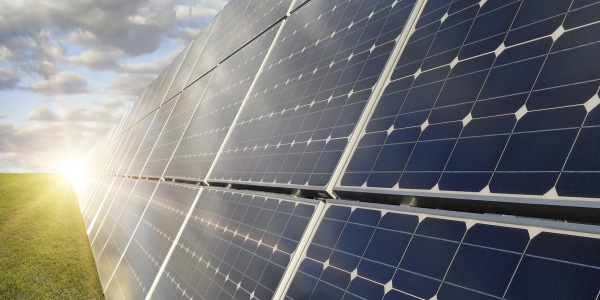 Photovoltaikanlagen. Foto: Petkov | smarterpix by PantherMedia