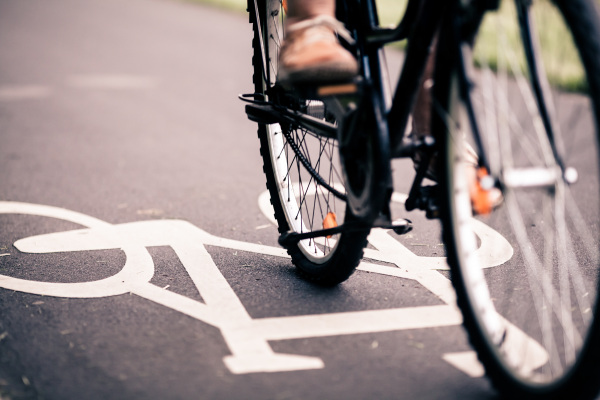 Fahrrad auf einem Fahrradweg