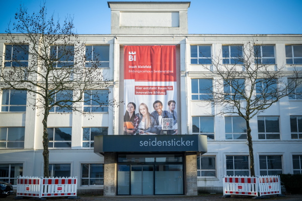 In Bielefeld-Mitte eröffnet im Sommer 2026 das neue Gymnasium am Seidensticker-Campus.