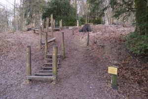Auch das Hangspielgerät bei den Alpengämsen wurde erneuert. Foto: UWB/Stadt Bielefeld